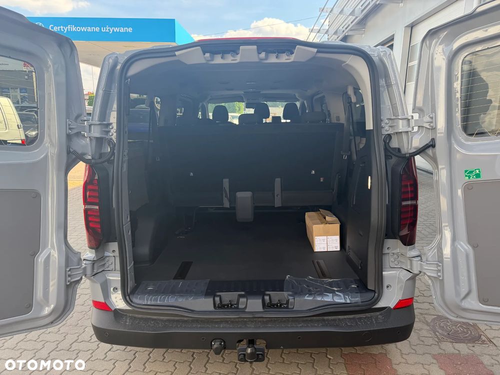 Volkswagen Transporter Kombi L2H1 M1 - 15