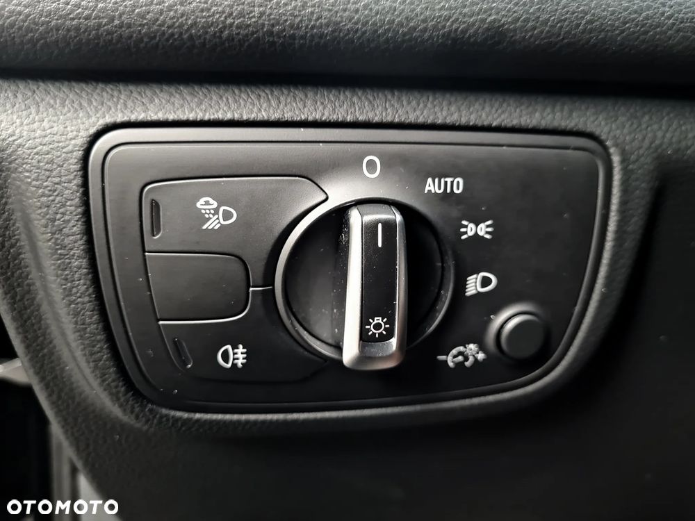 Audi A6 Avant 2.0 TDI - 29
