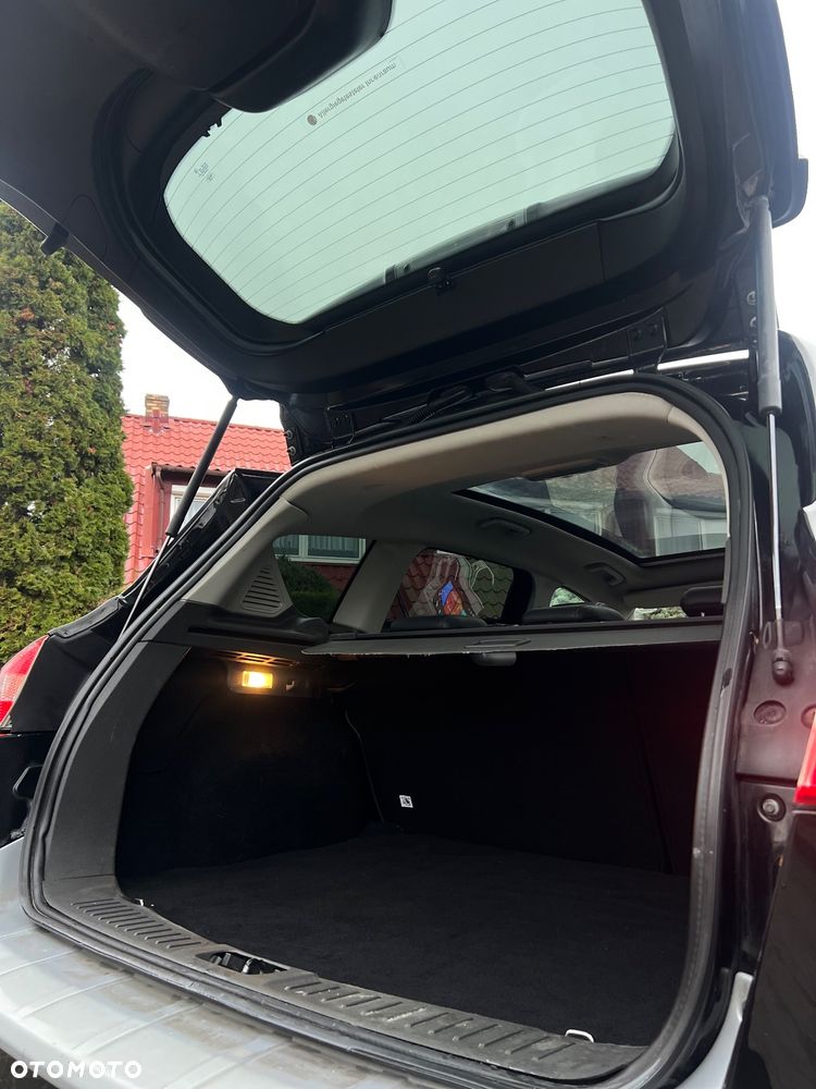 Ford Kuga 2.0 TDCi 4x4 Titanium - 14