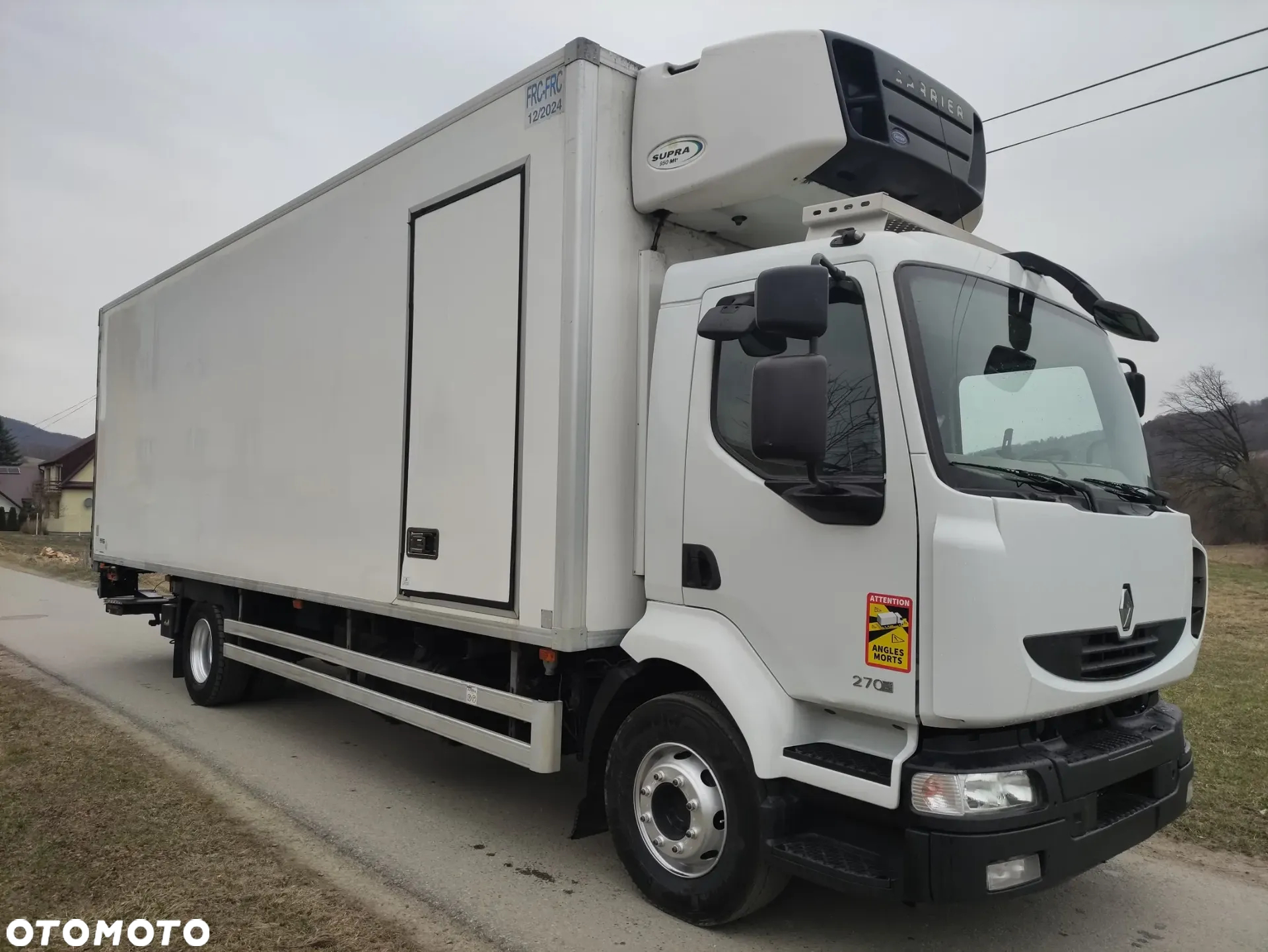 Renault Midlum 16.270  chłodnia izoterma 18 palet poduszka - 2