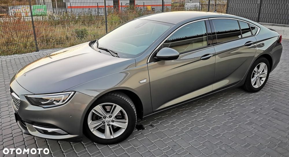 Opel Insignia 2.0 CDTI Executive - 2