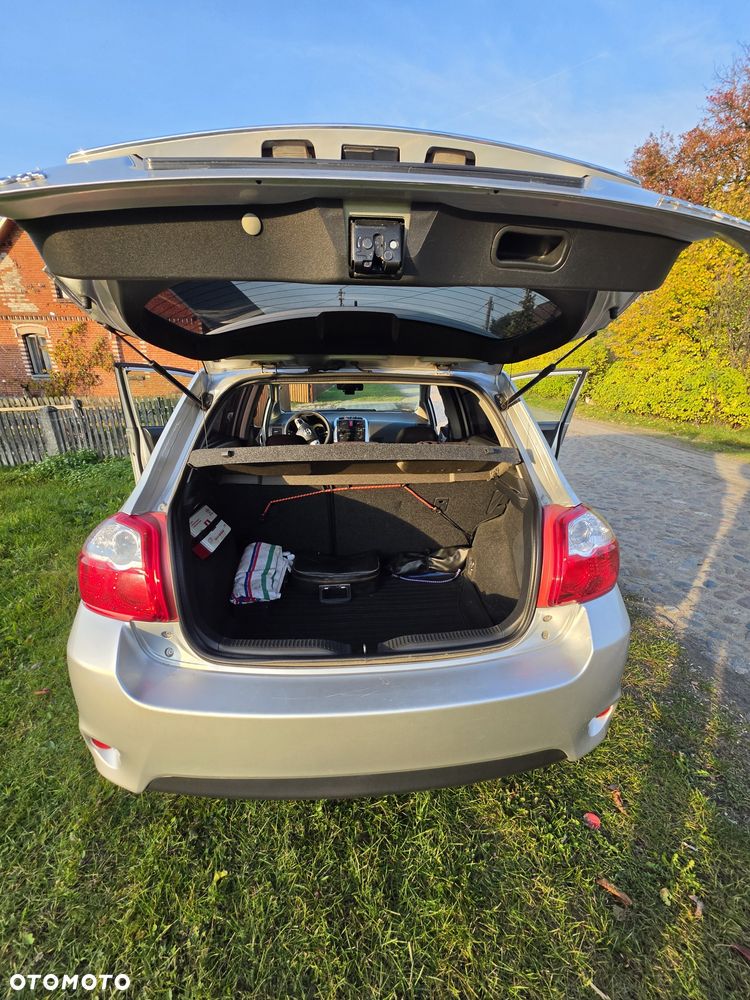 Toyota Auris - 8