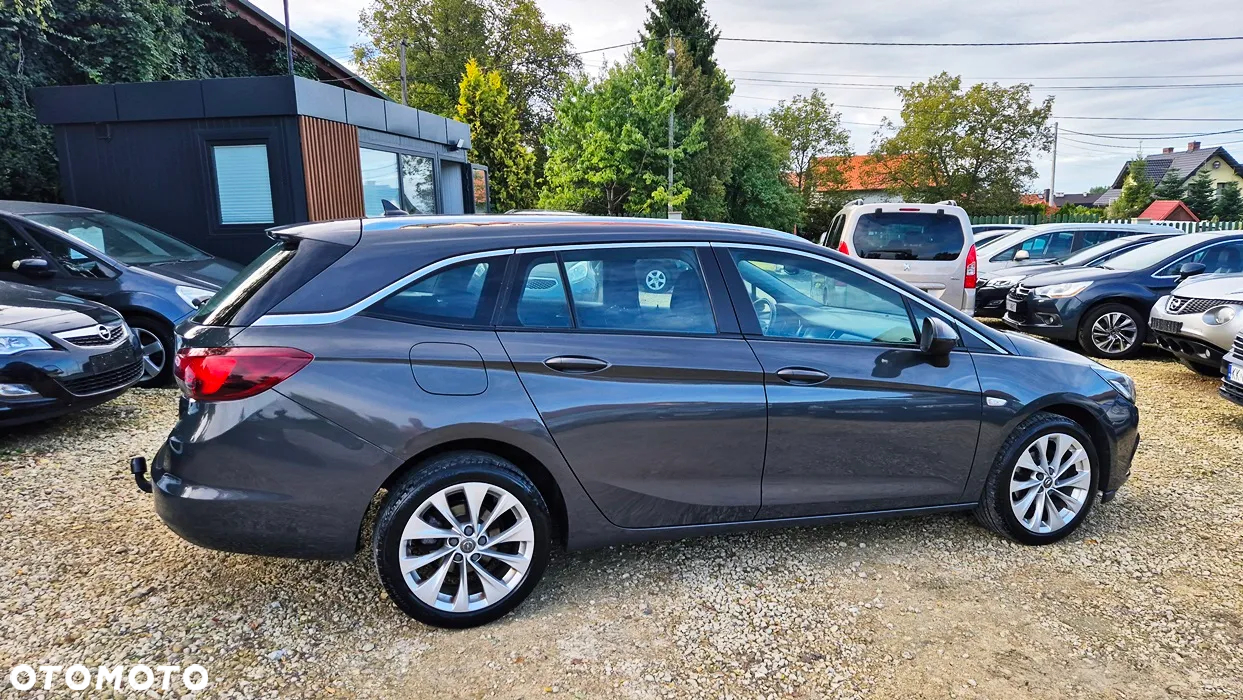 Opel Astra 1.4 Turbo Innovation - 11