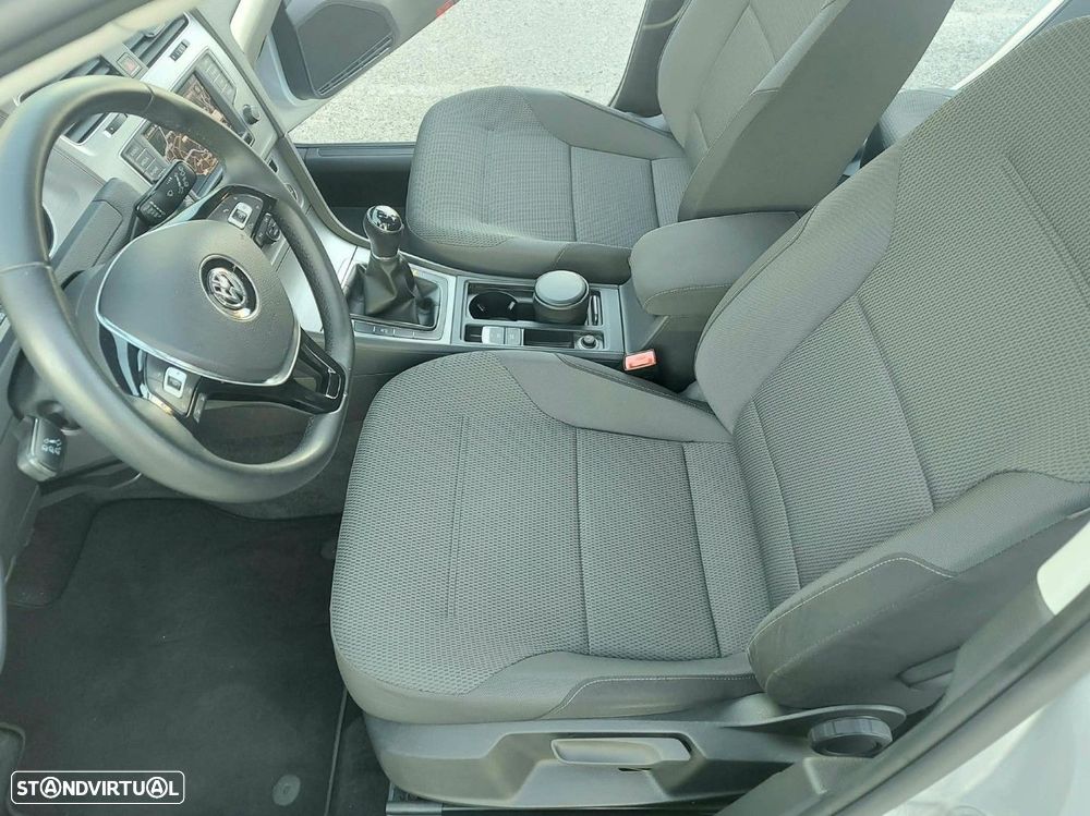 VW Golf 1.6 TDi GPS Edition - 20