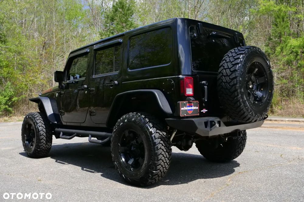 Jeep Wrangler Unlimited 3.6 Automatik Sahara - 4