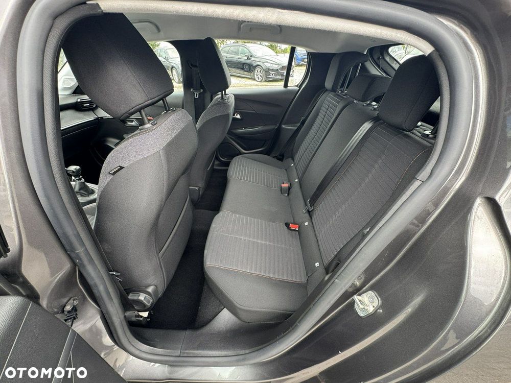 Peugeot 208 PureTech 100 Style - 19