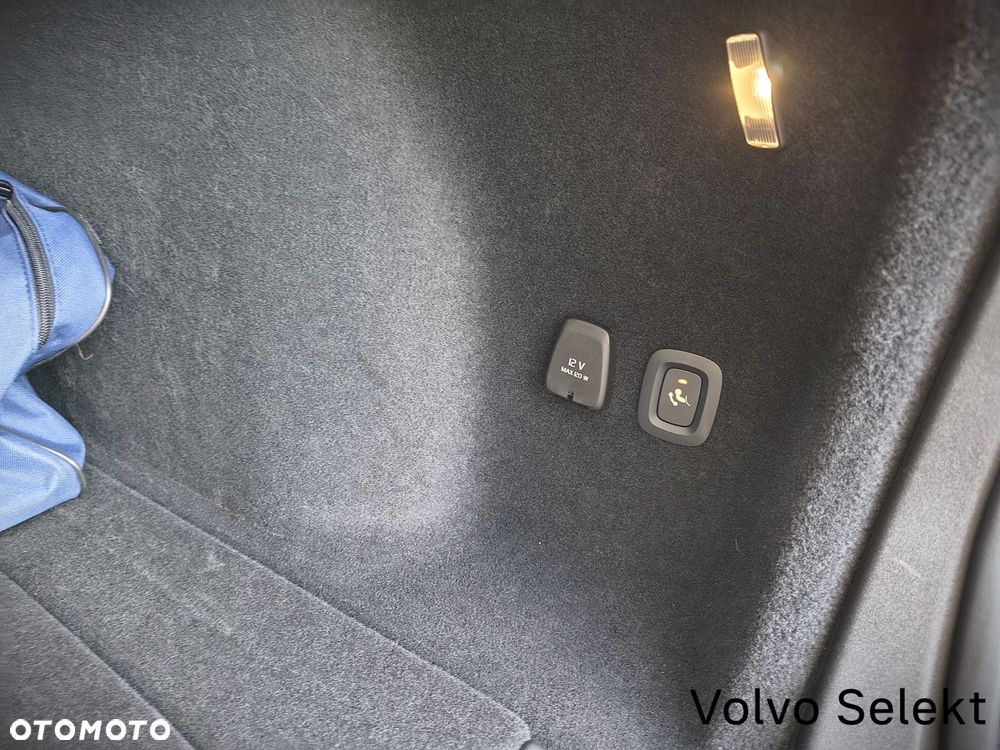 Volvo V60 Cross Country - 31