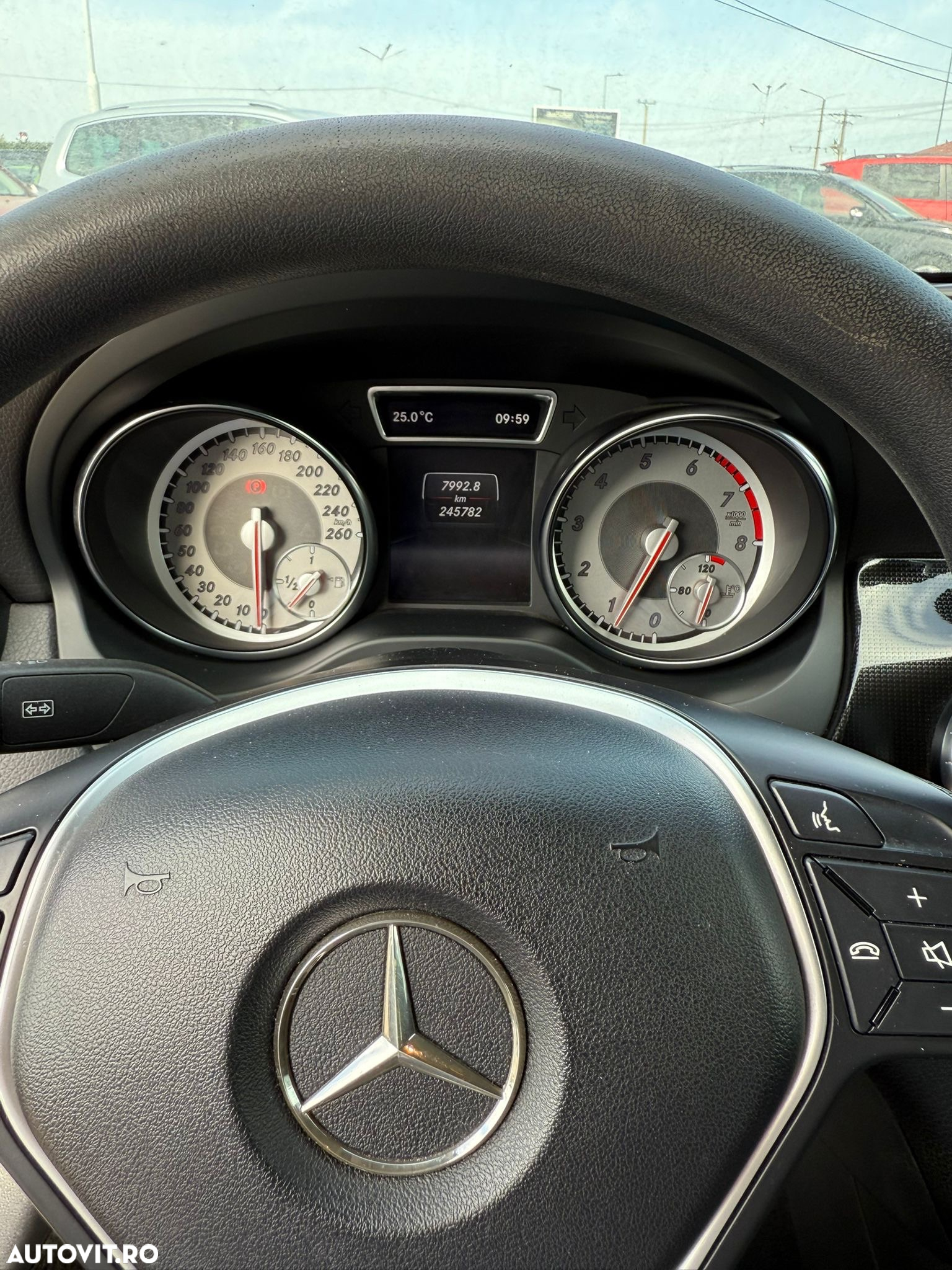 Mercedes-Benz CLA 200 - 6