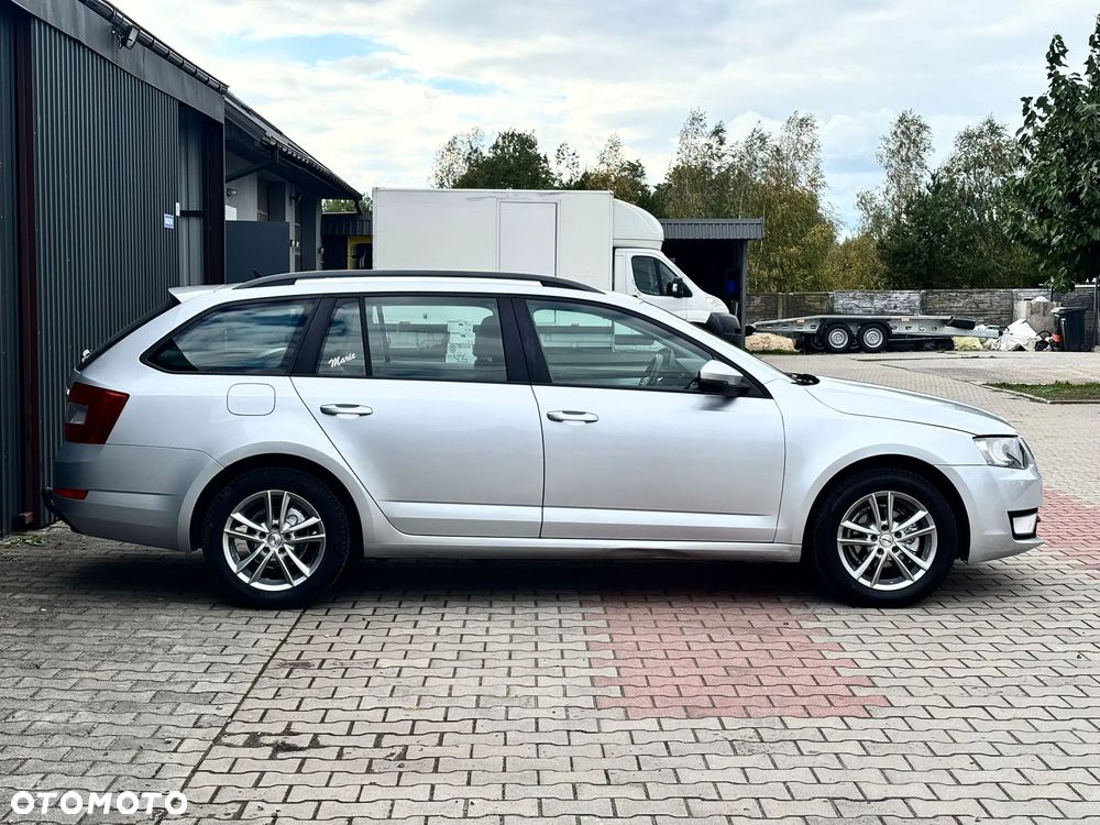 Skoda Octavia 1.6 TDI Ambiente - 12