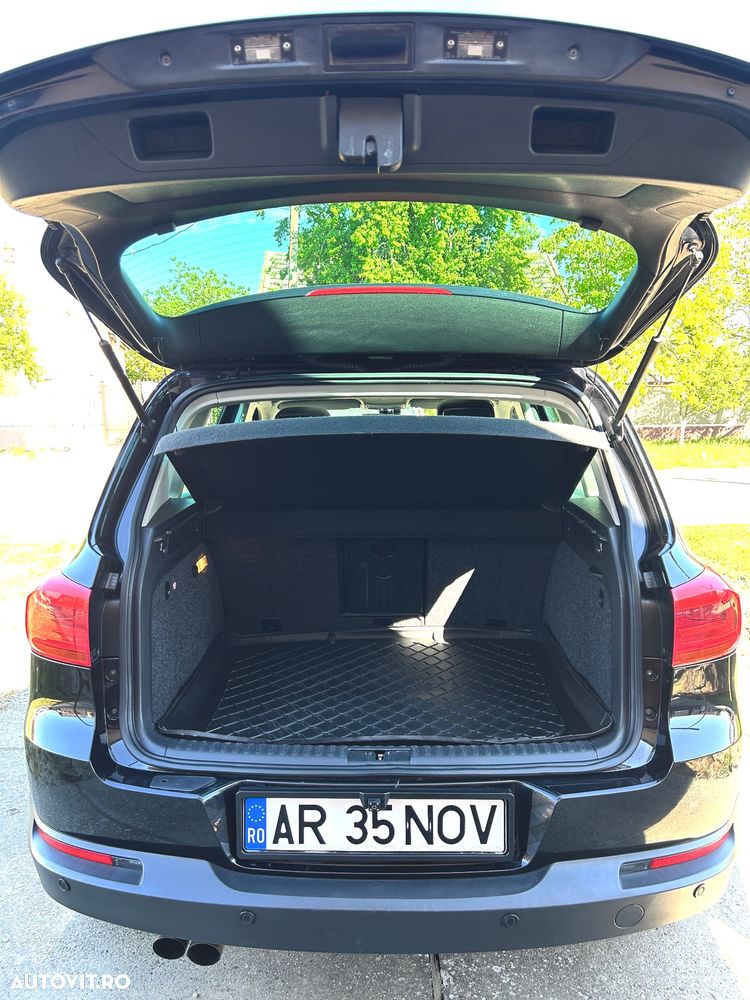 Volkswagen Tiguan 2.0 TDI 4Motion DSG Track & Field - 6