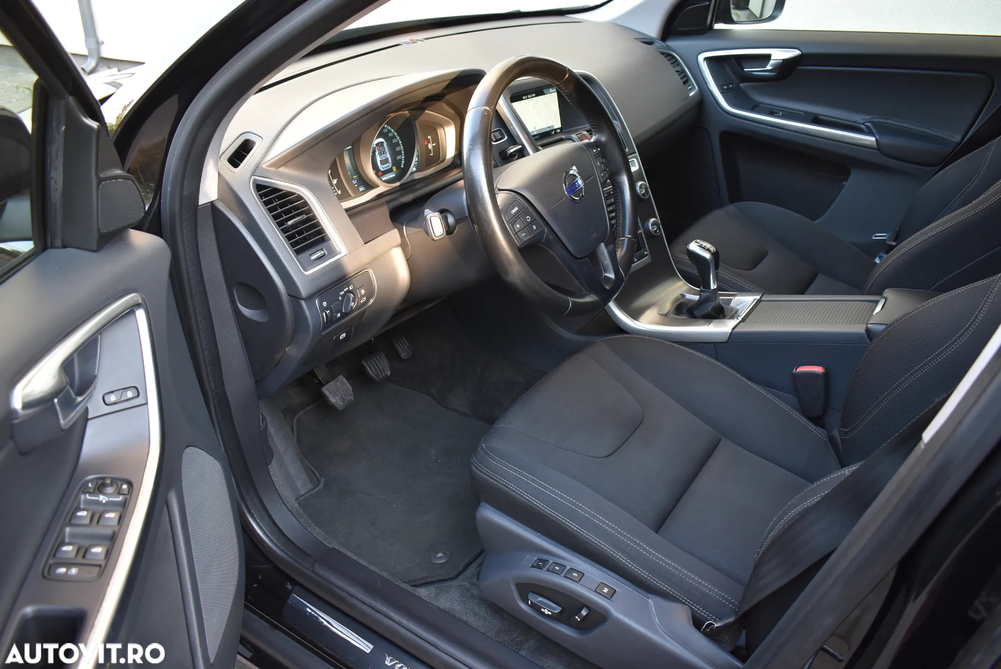 Volvo XC 60 D3 Summum - 5