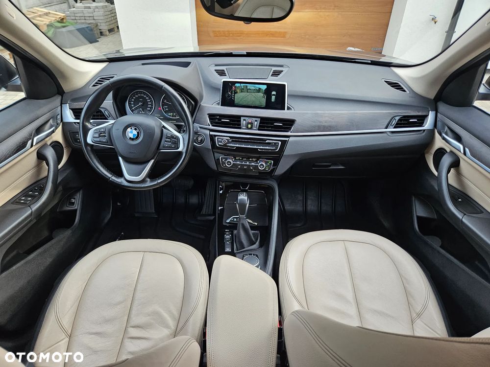BMW X1 xDrive25d xLine - 6