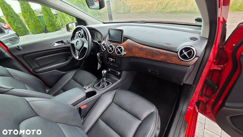 Mercedes-Benz Klasa B 200 (BlueEFFICIENCY) - 10
