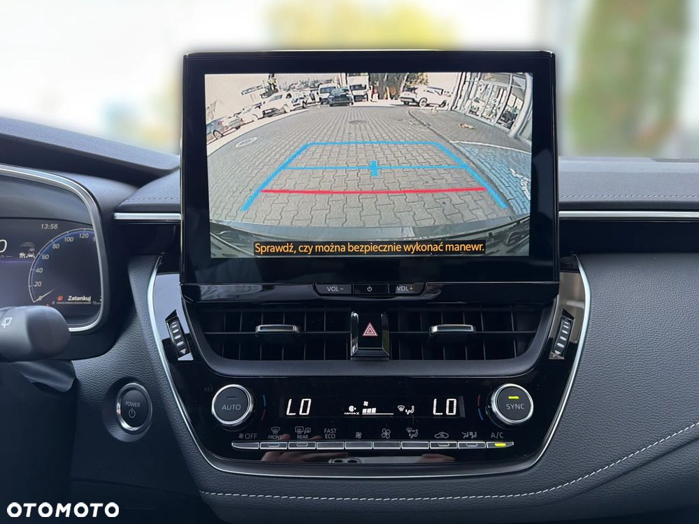 Toyota Corolla 1.8 Hybrid Executive - 21
