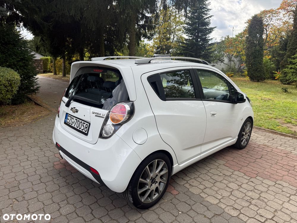 Chevrolet Spark 1.2 LT+ - 3