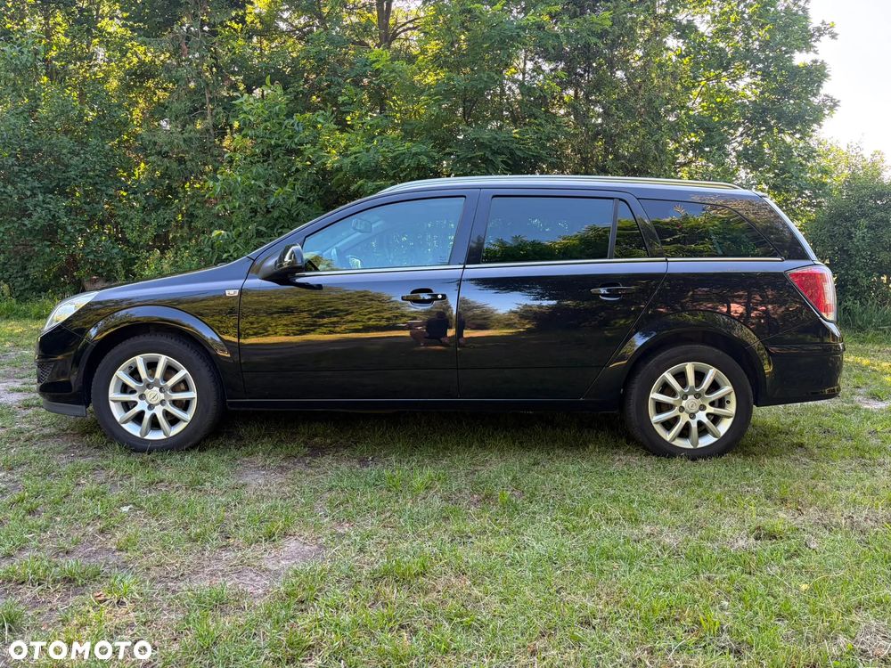 Opel Astra 1.6 Color Edition - 4