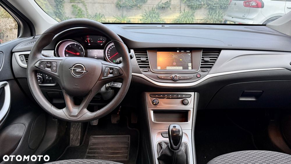 Opel Astra - 26