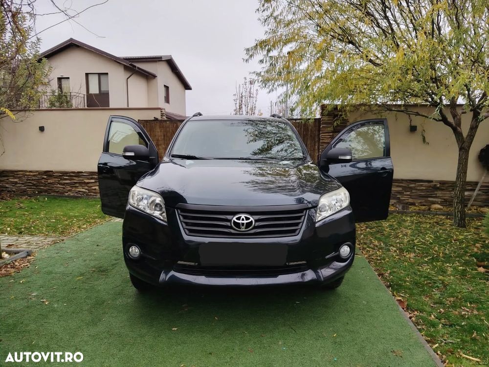 Toyota RAV4 2.2 D-4D 4x4 - 25