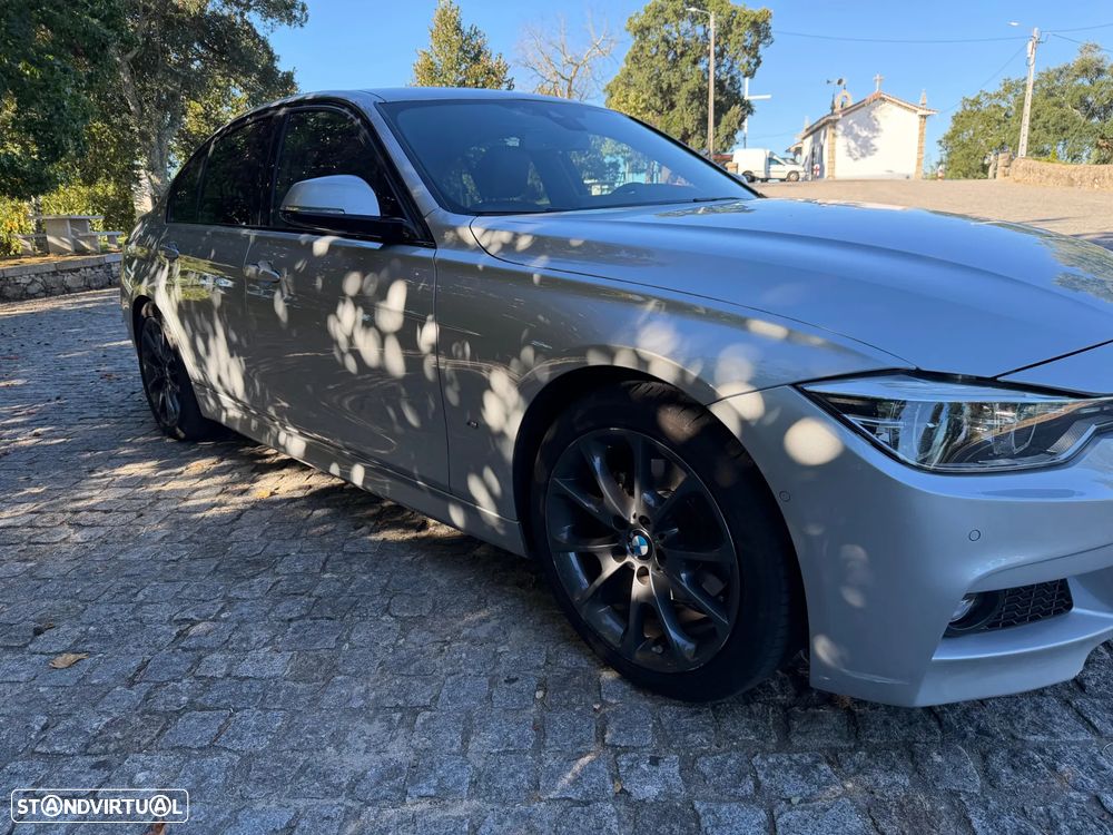BMW 330 — fotografia 11
