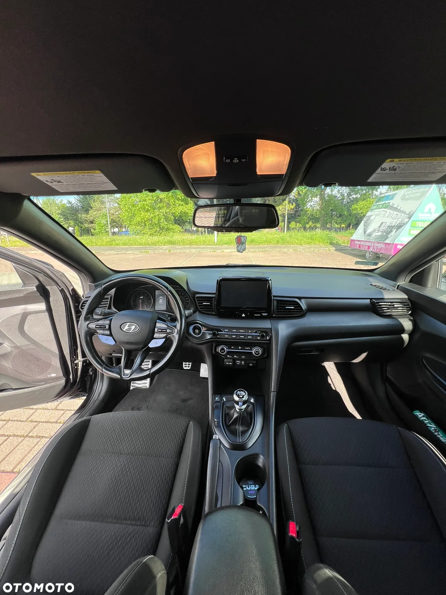 Hyundai Veloster - 13