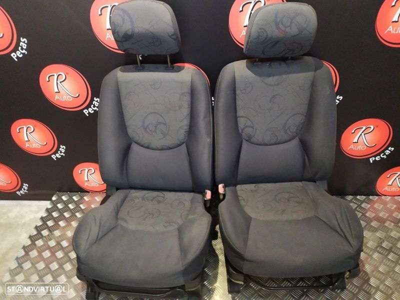 Estofos Hyundai Matrix (Fc) - 6