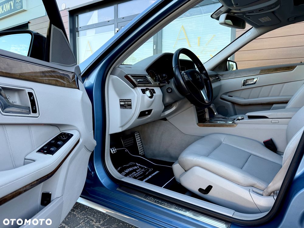 Mercedes-Benz Klasa E - 21