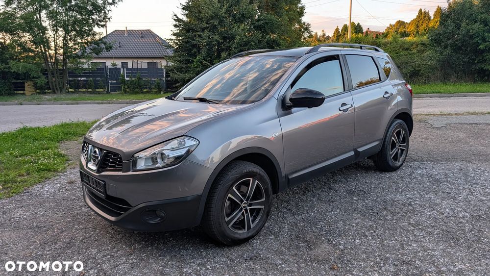 Nissan Qashqai 1.6 Tekna - 1