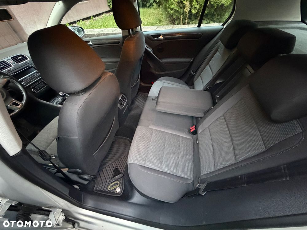 Volkswagen Golf 1.2 TSI Comfortline - 23