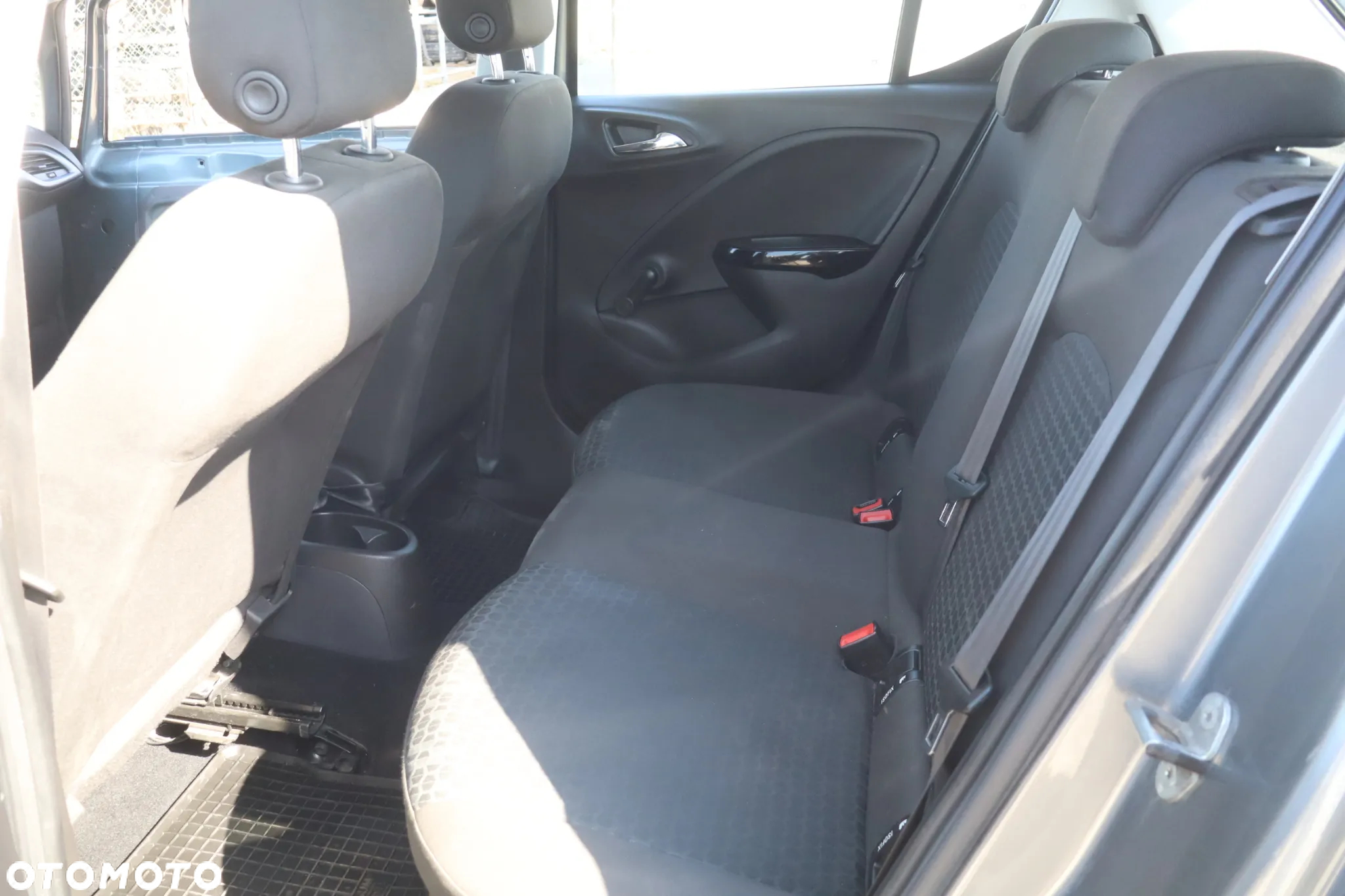 Opel Corsa 1.4 Enjoy - 12