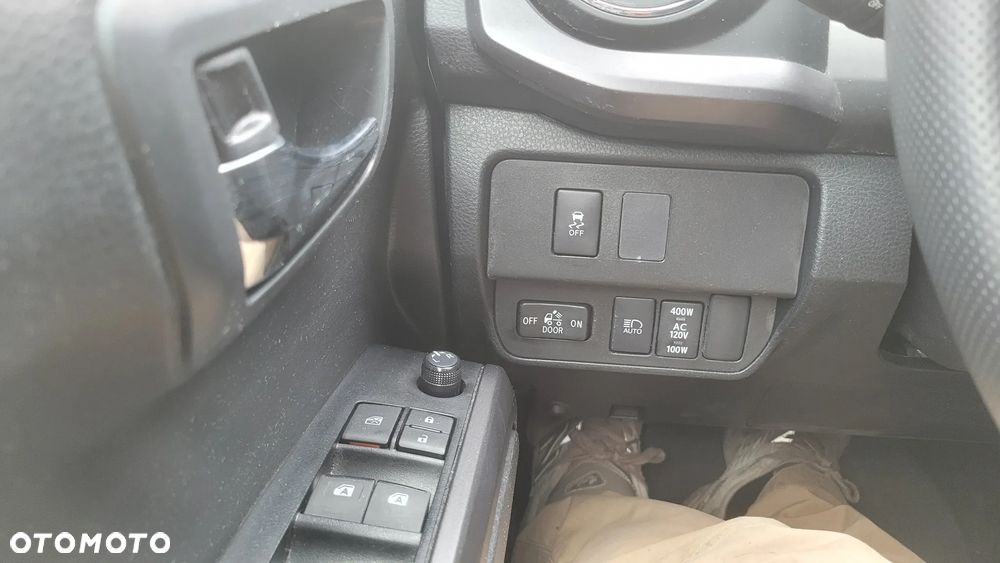 Toyota Tacoma - 9