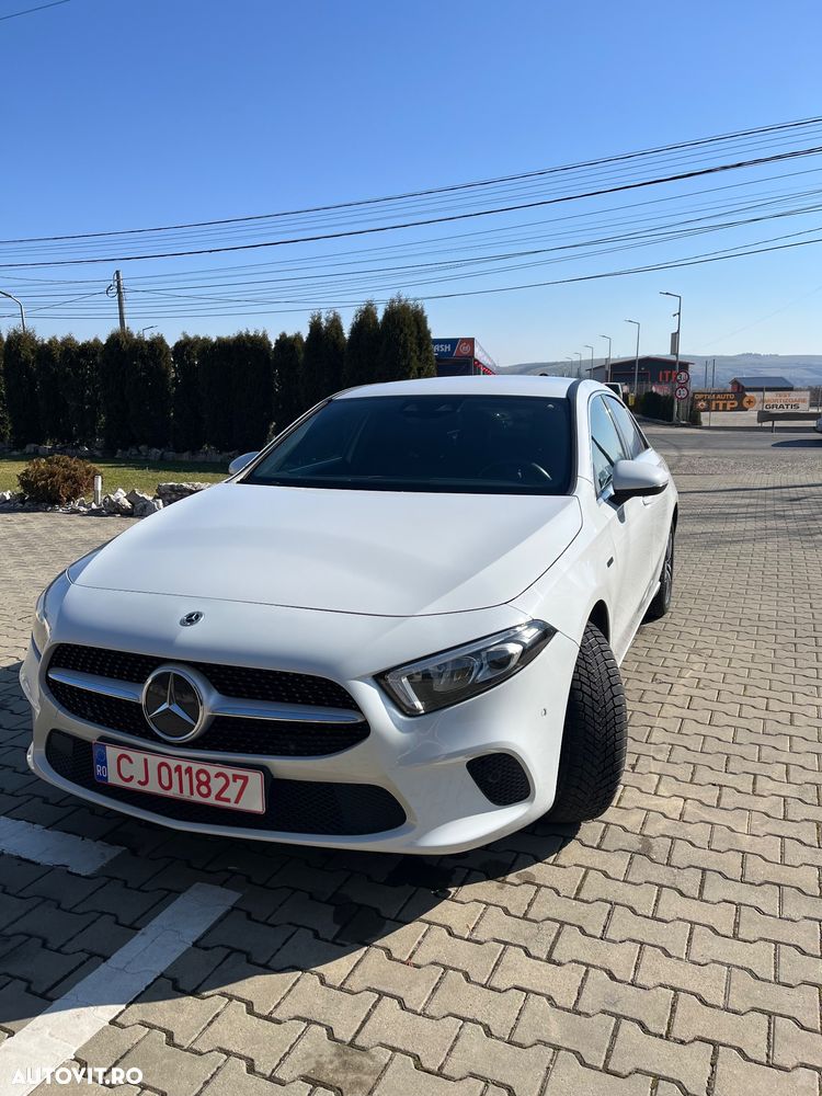 Mercedes-Benz A 250 e Sedan Aut. - 7