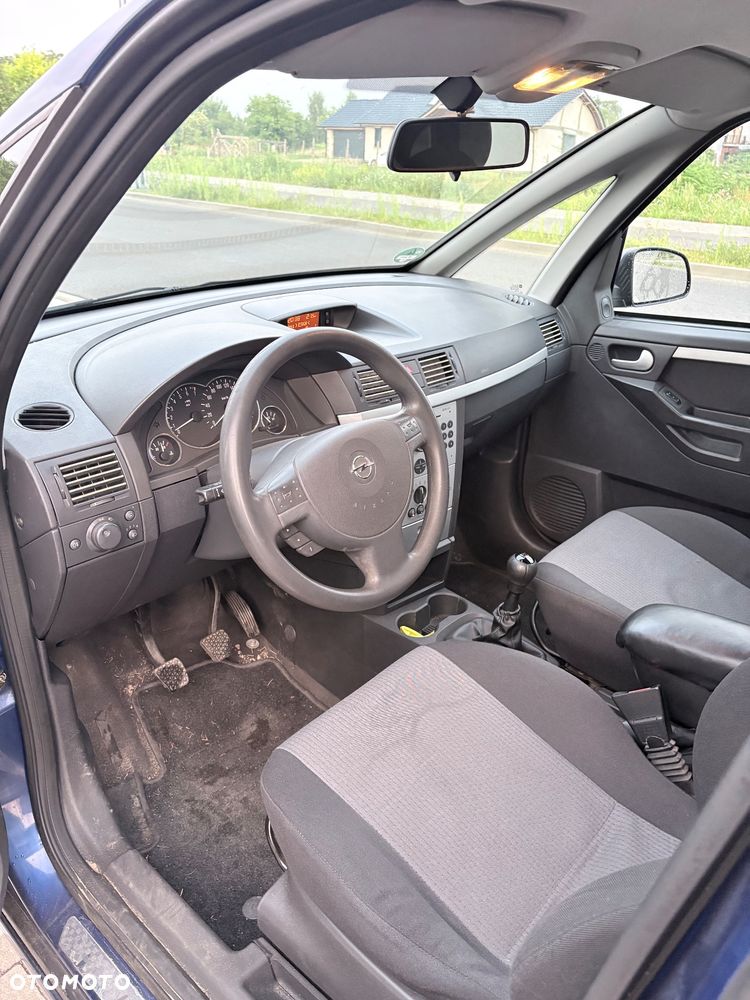 Opel Meriva 1.6 16V Essentia - 15