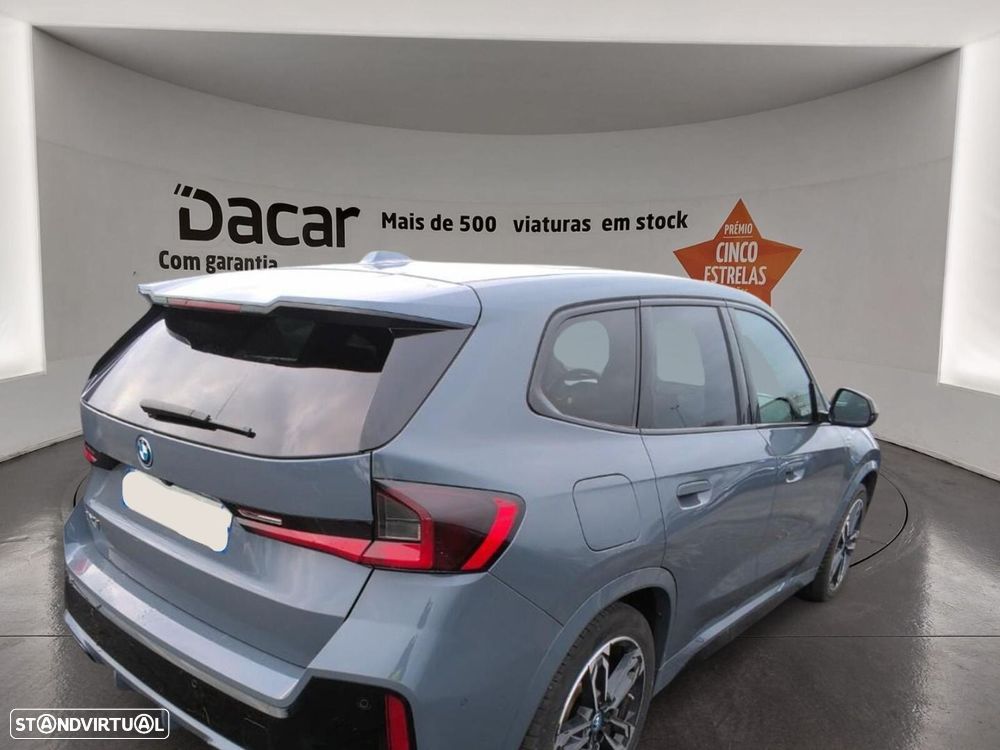 BMW iX1 xDrive30 Pack Desportivo M - 3