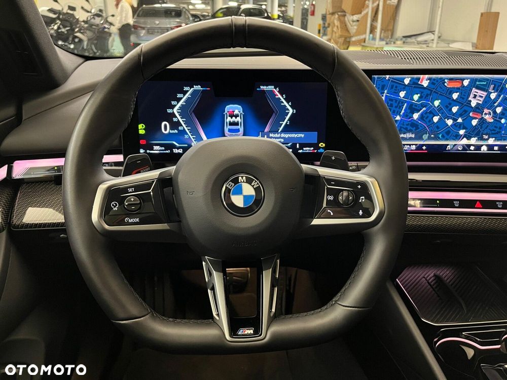 BMW Seria 5 520d xDrive mHEV M Sport - 23