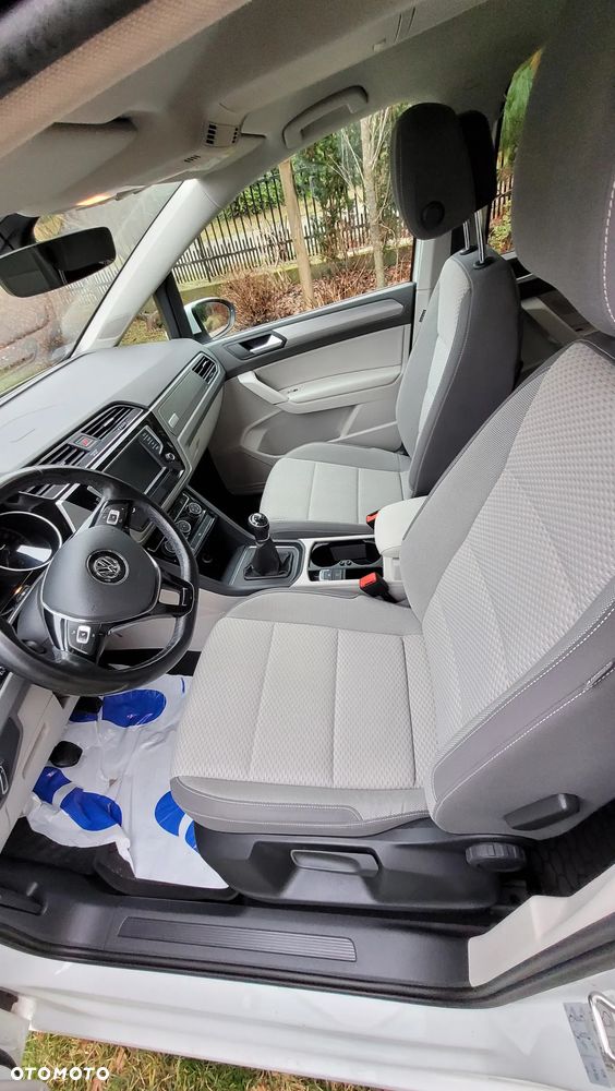 Volkswagen Touran 1.4 TSI BMT Comfortline - 11