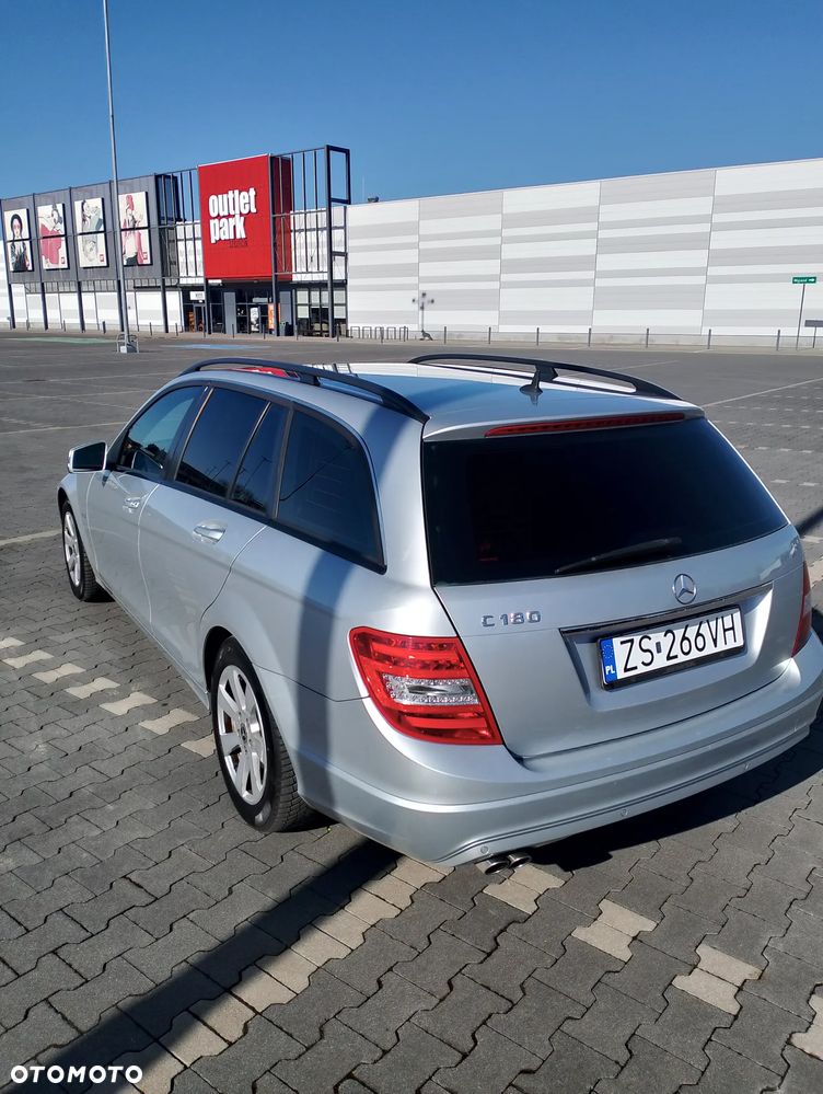Mercedes-Benz Klasa C 180 CGI BlueEff Avantgarde - 5