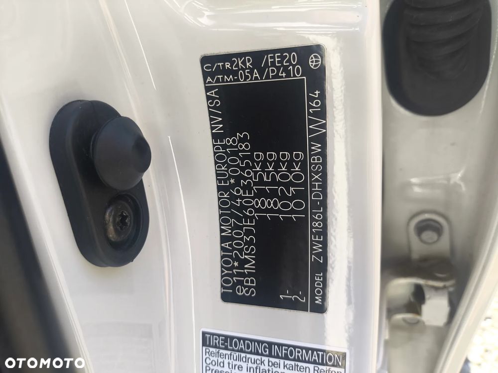 Toyota Auris Hybrid 135 Selection - 33