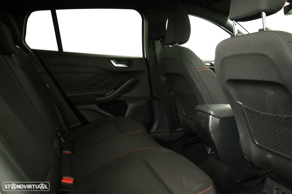 Ford Focus SW 1.0 EcoBoost MHEV ST-Line Aut. - 22