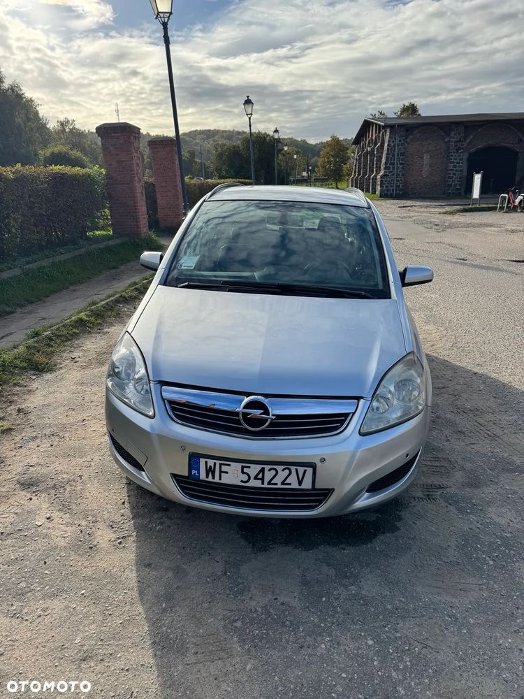 Opel Zafira 2008 photo 2