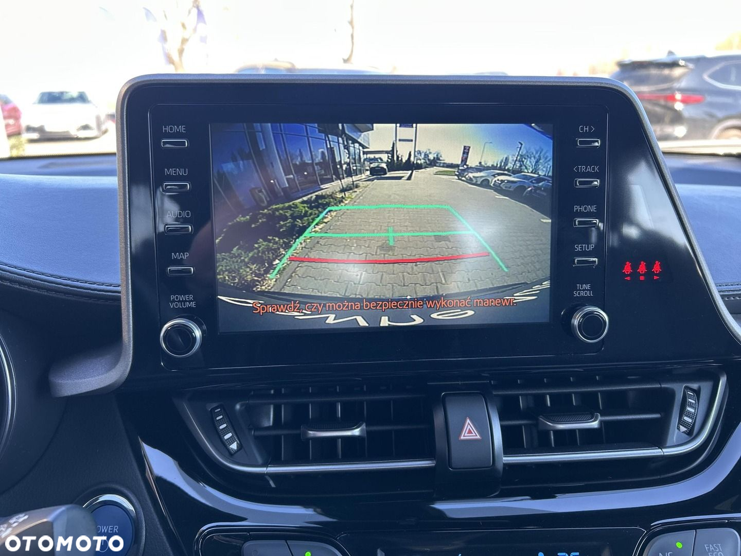 Toyota C-HR - 15