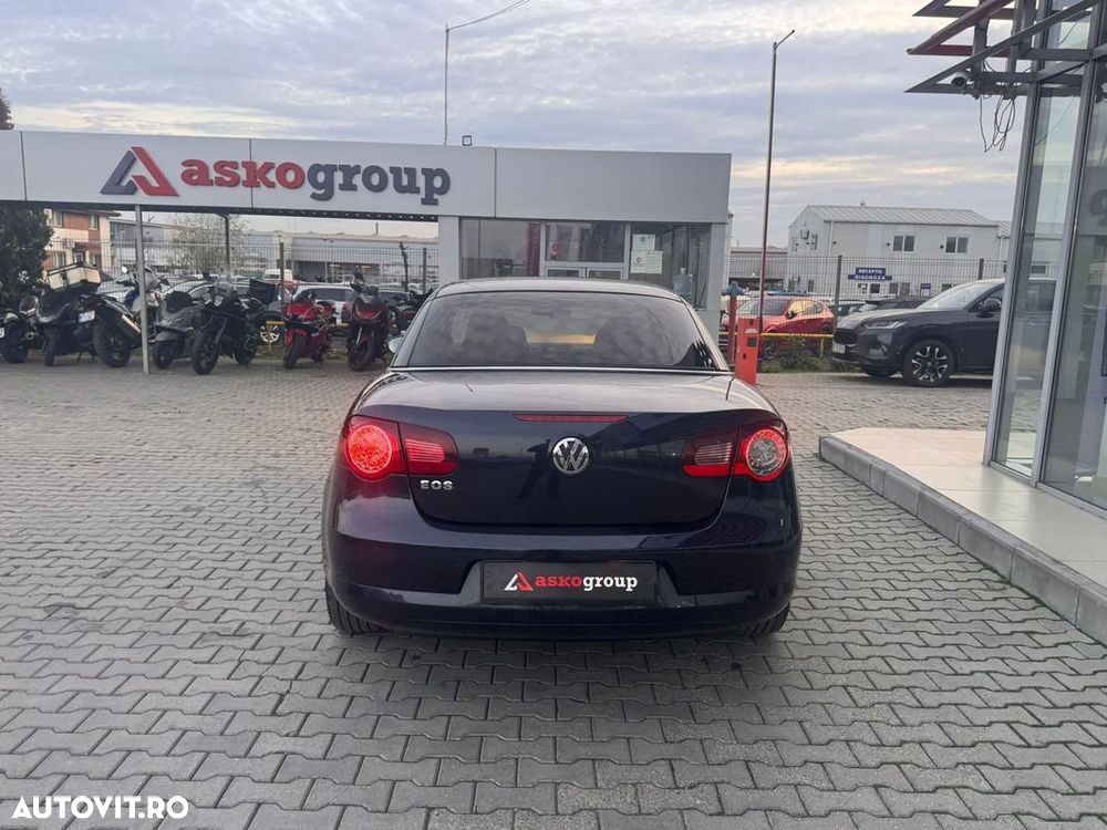 VOLKSWAGEN Eos 2010 — imagine 6