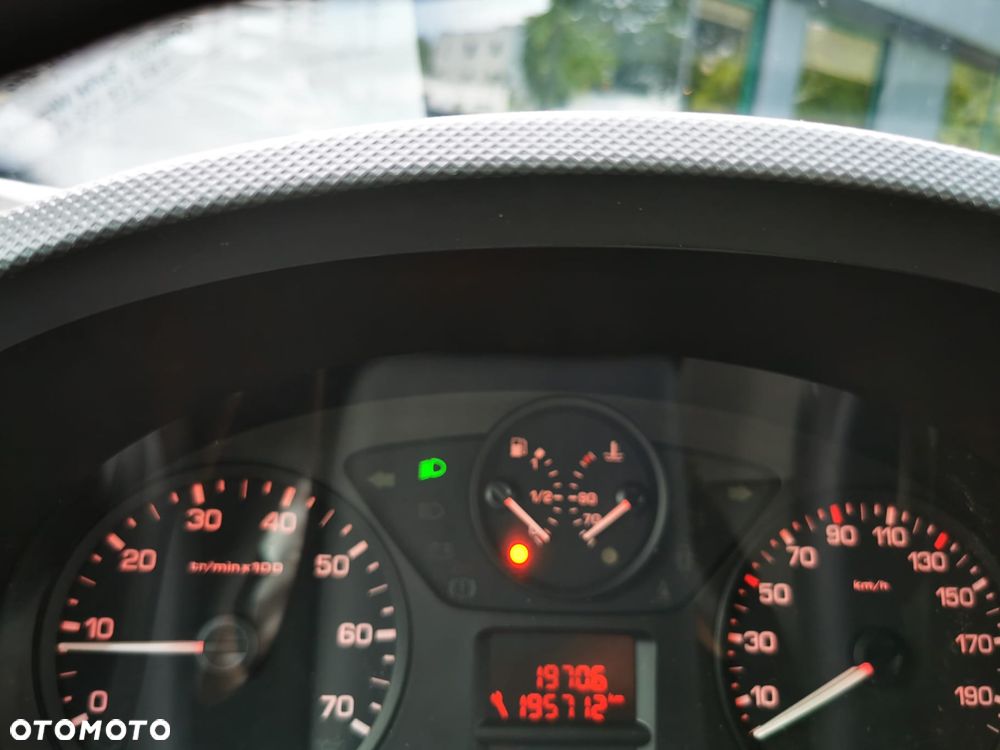 Peugeot Partner - 17
