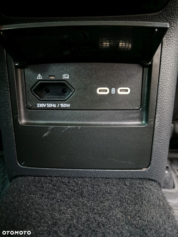 Skoda Superb 2.0 TDI SCR Ambition DSG - 17