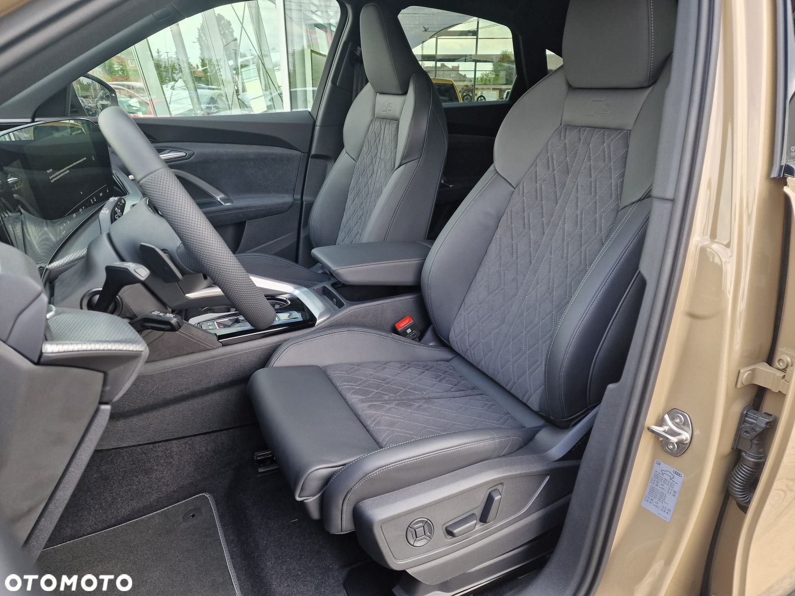 Audi Q5 Sportback - 12