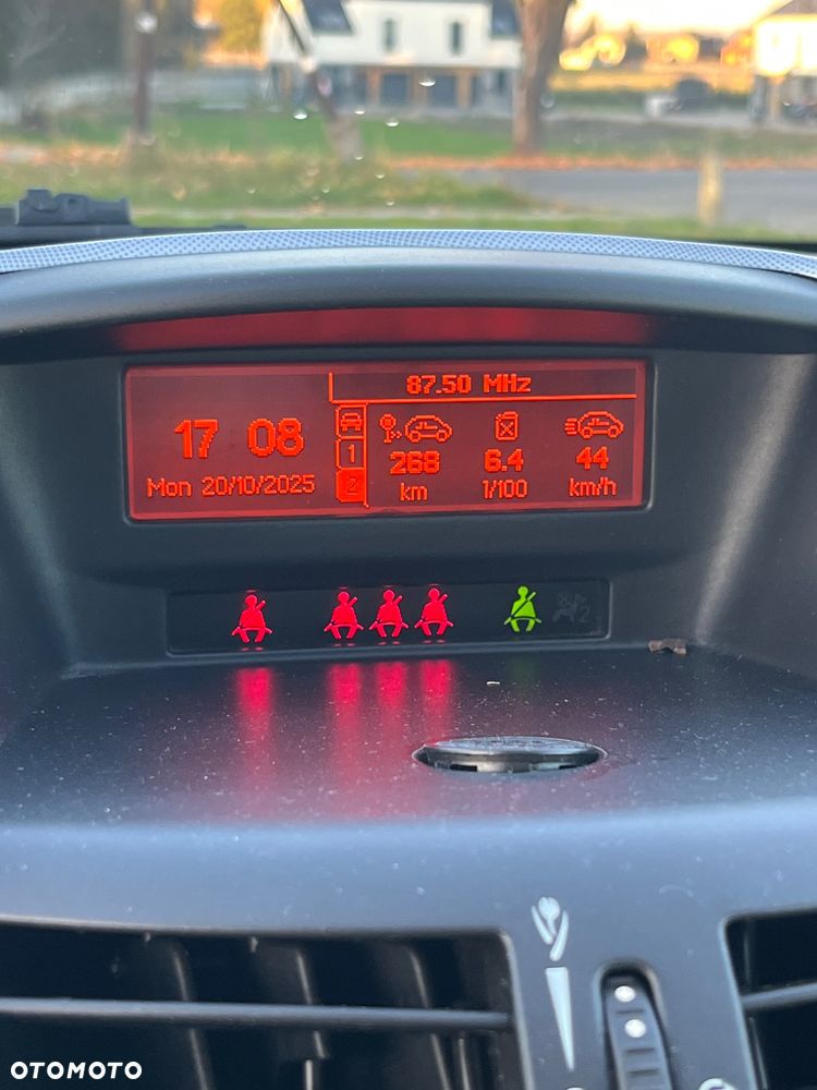 Peugeot 207 1.4 16V Presence - 18