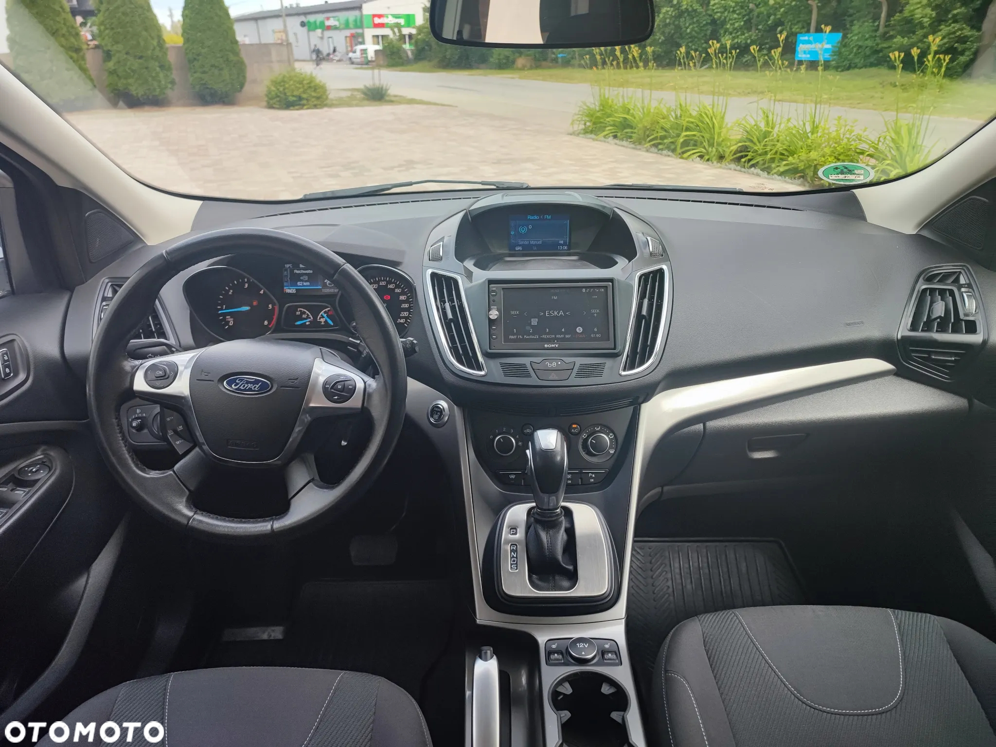 Ford Kuga - 8