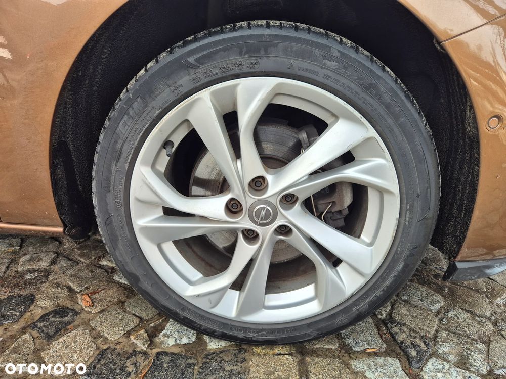 Opel Astra 1.6 D (CDTI) Start/Stop Innovation - 16