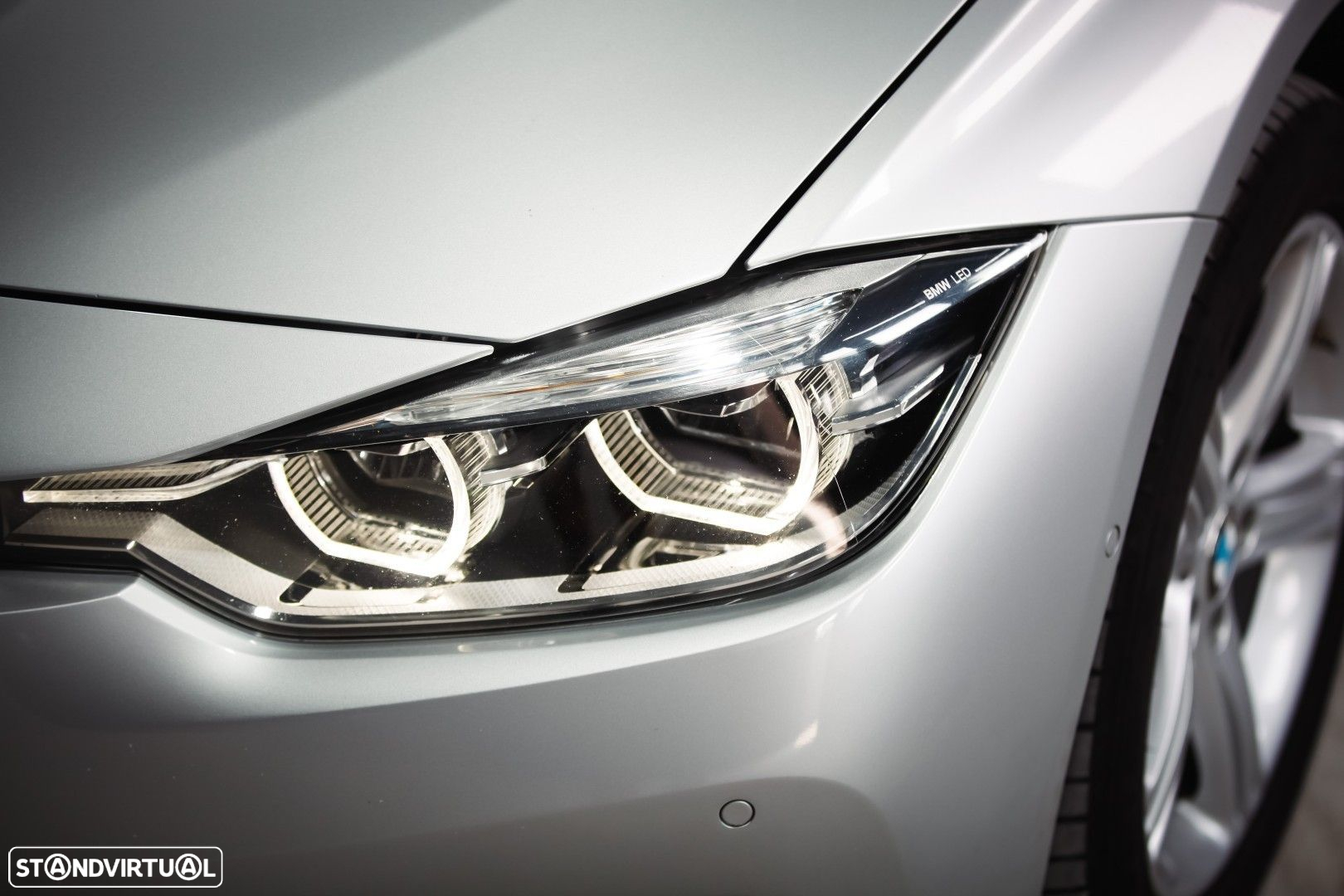 BMW 320 d Touring xDrive Auto - 19