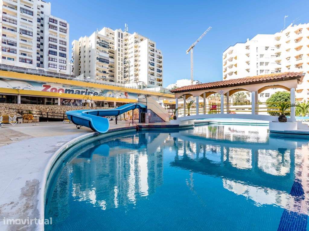 Piscinas de água salgada e zona de Lazer - Empreendimento Clube Pra... - Grande imagem: 4/24