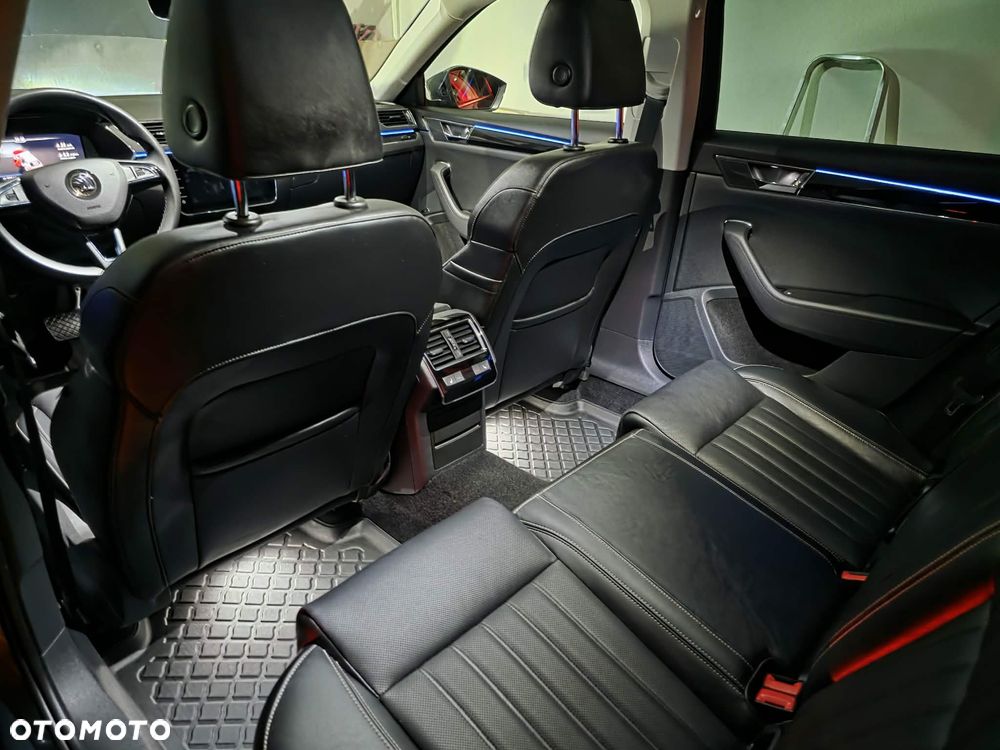 Skoda Superb 2.0 TDI DSG L&K - 38